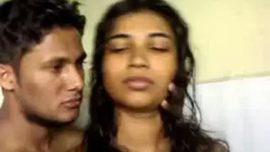 Desi porn scandal mms of sexy figure young girl fucked by lover