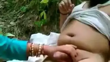 Outdoor sex with neighbor married Muslim bhabhi