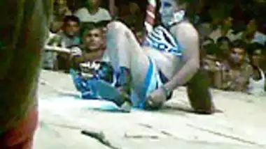 Bangladeshi Mujra