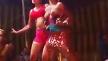 Bangladeshi Jatra Sexy Dancing