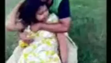 Bengali college lovers outdoor sex