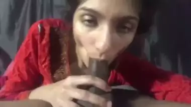 Nice village girl giving a desi blowjob