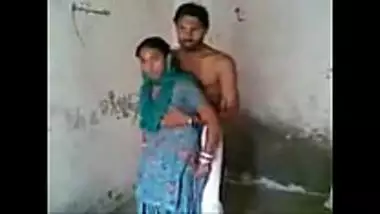 Hot village bhabhi romancing with her neighbor