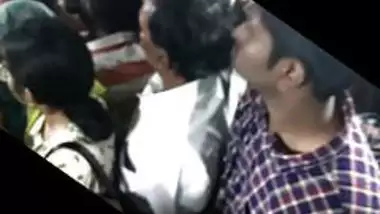 Big ass girl epic groping in Chennai bus. DONT MISS