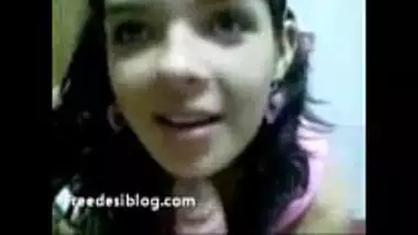 Indian cute girl having her first time sex