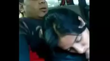 Marathi bhabhi giving a nice blowjob in the car