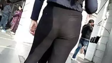 Desi Girl Tight Jeans