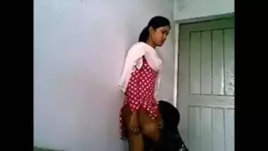 Sucking Pussy Of Noida College Girl