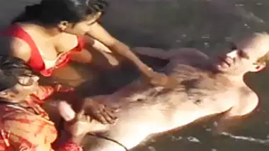 interracial indian sex fun at the beach