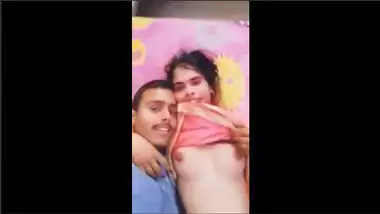 Desi Teen Showing Hot Tits To Lover