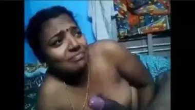 First Blowjob Experience Of Busty Tamil Aunty