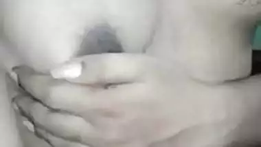 Boobs pressing self