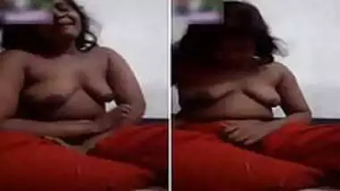 Indian desi milf big boobs bengali aunty nude show