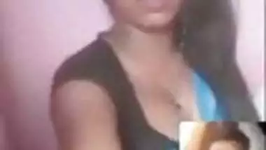 Desi Bhabhi on video call