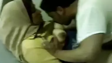 Desi Bhaiyya ke samne BHABHI ki chudayi BIG BOOBS HIJAB PAKI MUSLIM CUCKOLD