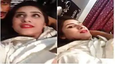 Sexy Paki Girl Boob Pressing By Lover