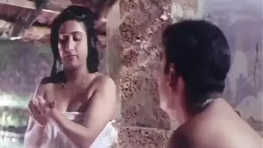 Desi Mallu Aunty Romance