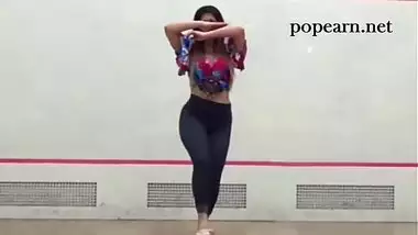 desi girl in tight leggings sexy dance on deewani mastani song