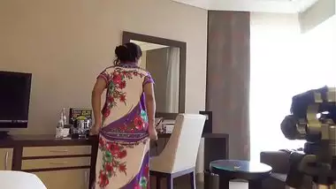 indian wife kajol in hotel full nude show for husband