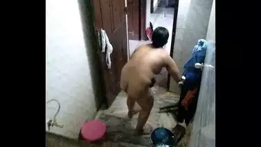 Big ass randi indian aunty