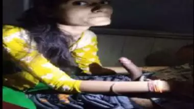 Sexy baroda girl blowjob mms leaked online