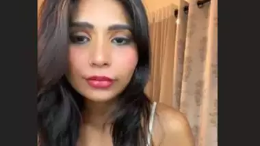 Annie Sharma Hot Sexy Live