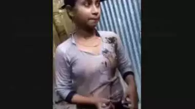 Bangladeshi Village Girl After Bath Showing For Lover