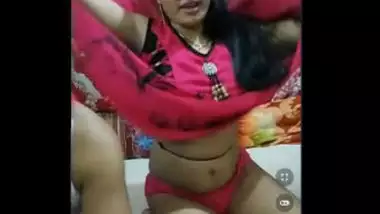 Desi hot bhabi nice pussy