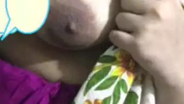 Paki Girl Showing Boob and PussyOn Video call Part 2