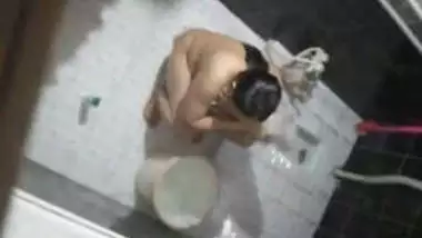 Paki Bhabhi Bathing Record By Hidden Cam