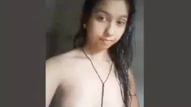 Desi Cute Girl Selfie Video