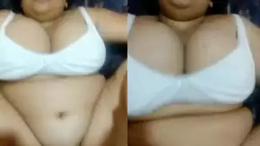 Sexy Bhabi Fucking (Updates)