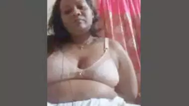 Bangladeshi Bhabhi On Video Call Full Video