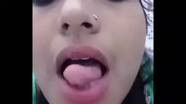 Punjabi girl pissing live video for her lover