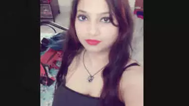 Sexy Indian Girl Leaked Mms Part 1