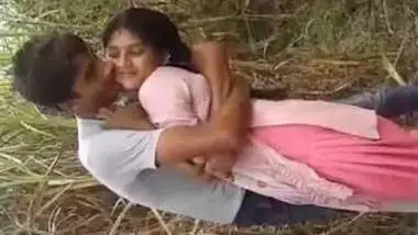 Beautiful bhabhi fucking in jungle quickly