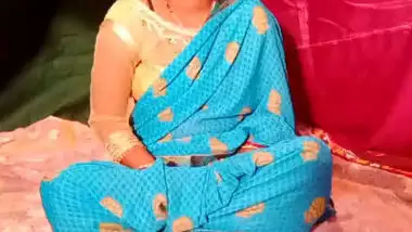 Desi village bhabi fucking with husband best friend1