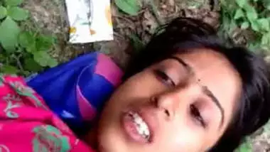 Cute Desi Gf Outdoor Captured