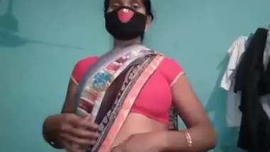 Desi Bhabi Blowjob and Cum