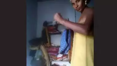 Desi Village Aunty Wearing Cloths