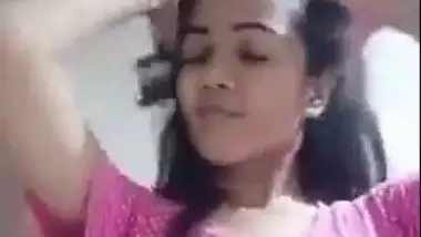 Cute Indian nude girl solo video