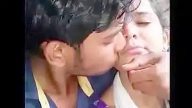 Desi village lover kissing sen