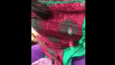 desi girl suck her bf dick outdoor