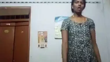 Tamil aunty undressing video