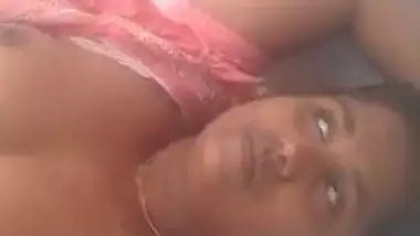 Bangla aunty boobs show for money