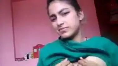 Desi GF Nude solo MMS video