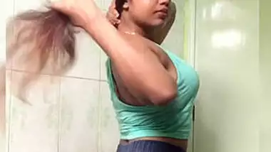 desi babe sexy boobs