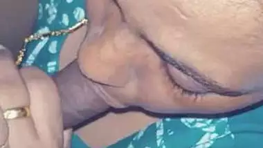 mallu aunty hot blowjob and top riding