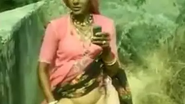 village bhabhi outdoor mms