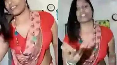 suhani bhabi saree navel cleavage wala dance rare video